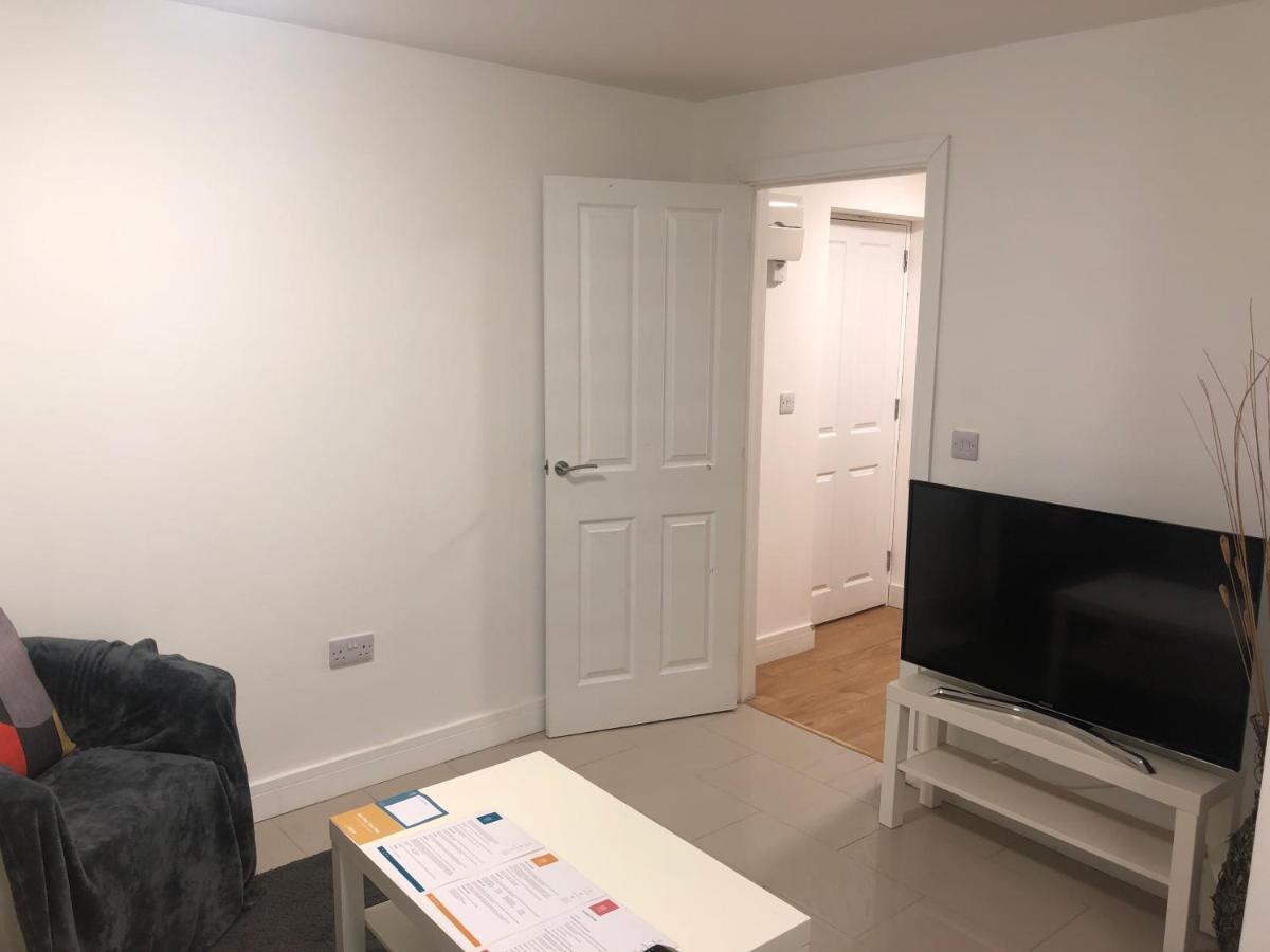 2 Bedroom Large Town Centre Apartment Free Parking Loughborough Zewnętrze zdjęcie